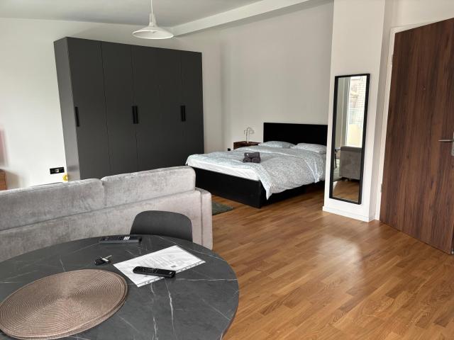 New Apartment on Top Floor, 2 minutes from Lausanne Train station