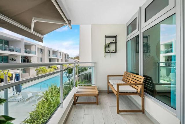 BrandNew Isla Verde Condo Near Beach, Airport-Pool - Solemare II