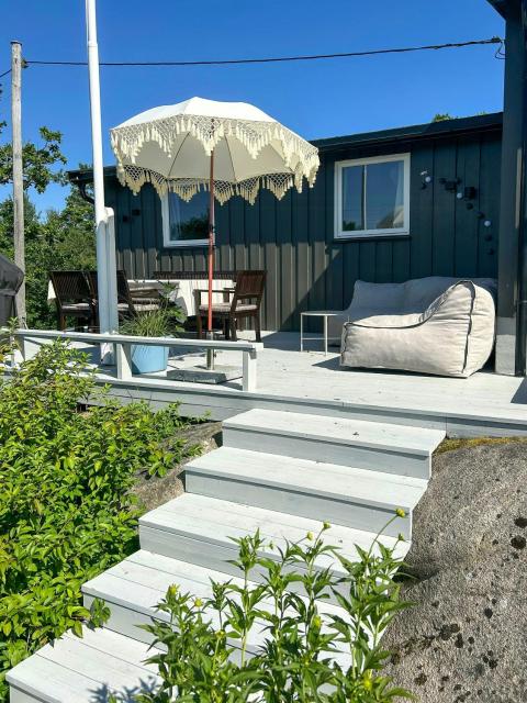 Sea Cabin With Swimming Cove By Edholmen Marina