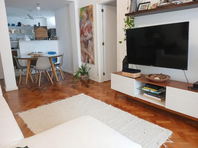 Apartamento charmoso somente acesso de escada
