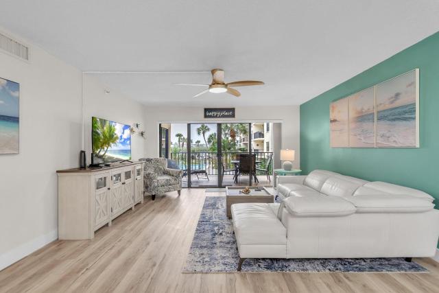 Golden Shores #210