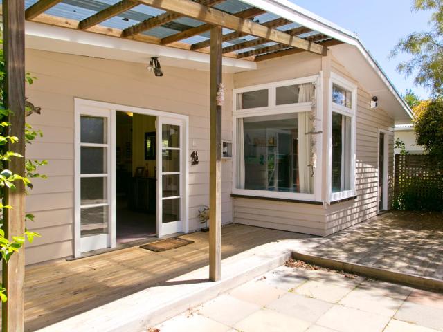 The Trout House - Turangi Holiday Home