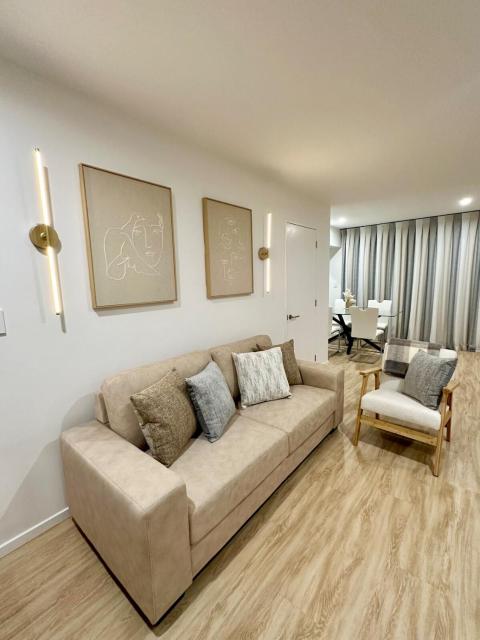 House in Christchurch 10 mins from Airport
