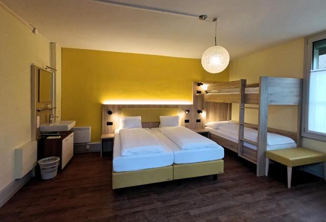 Budget Waldhotel - shared bathrooms