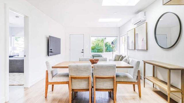 Modern 5BR Mid-City Retreat