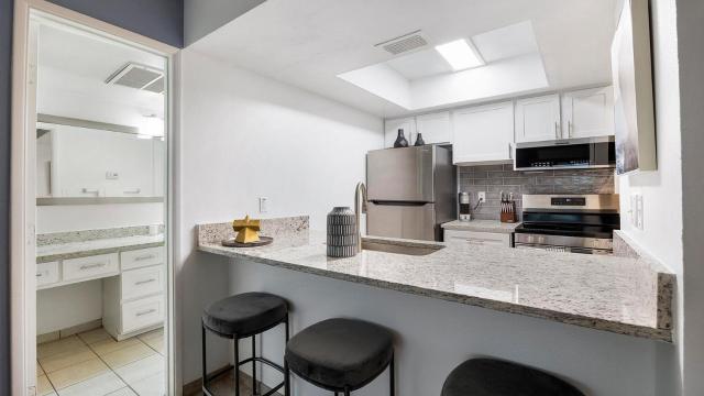 Landing Incredible Studio in Glendale