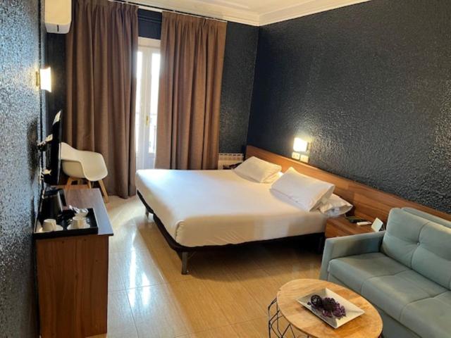 Hostal Iznájar Barcelona