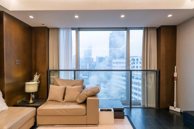 Zhome- Luxury Three Bedroom 4Beds Suite-Near Nanjing Road