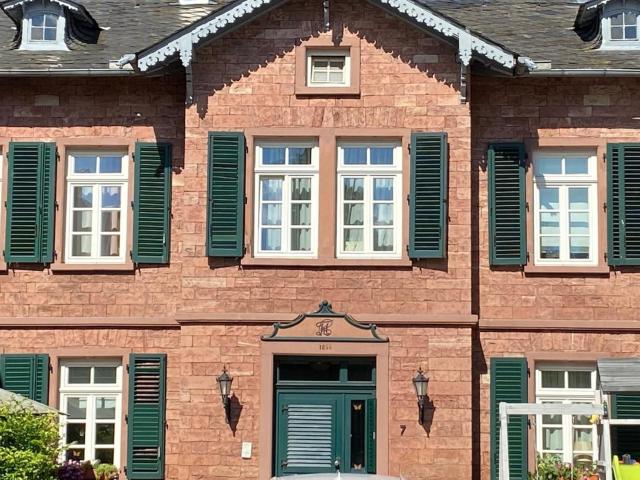 5-room apartment near Frankfurt am Main