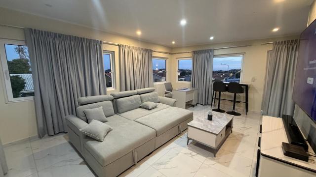 Elegant Studio good for relaxing and work