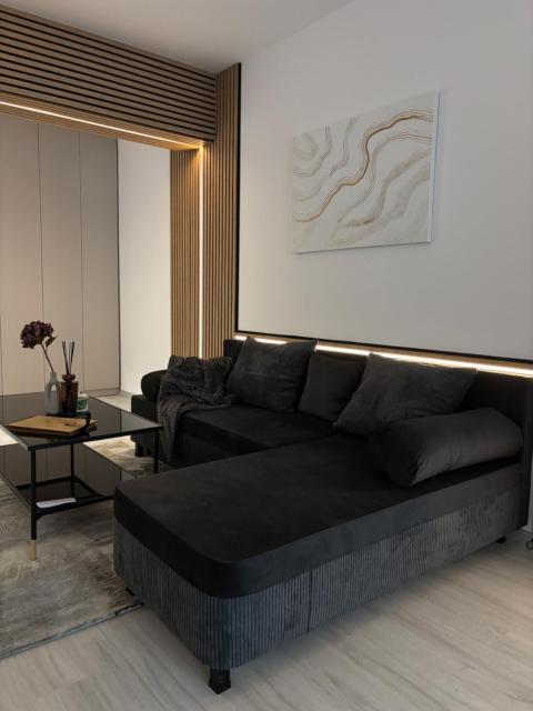The Urban Hide by D'or Selection
