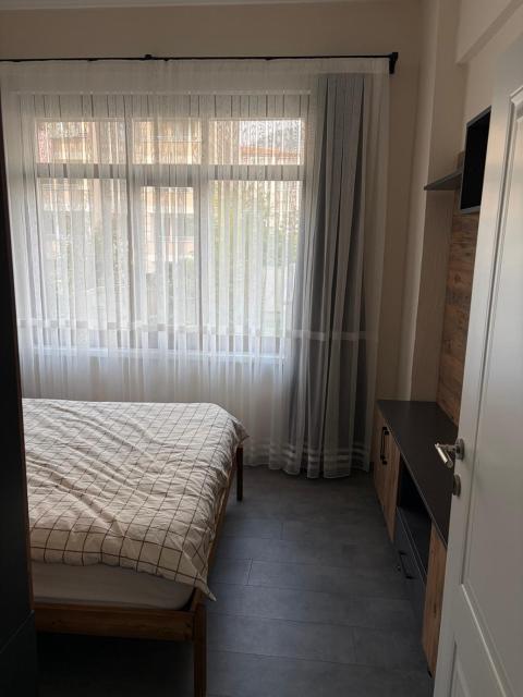 AdaSuites Spacious Family Apartment with Balcony 120 m2