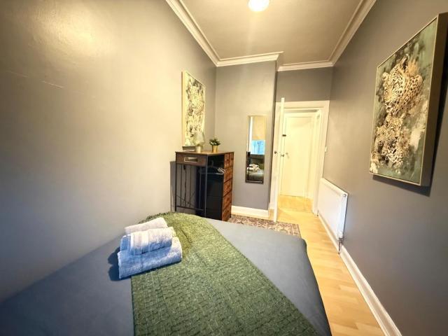 2 BedRoom Flat Near City Centre
