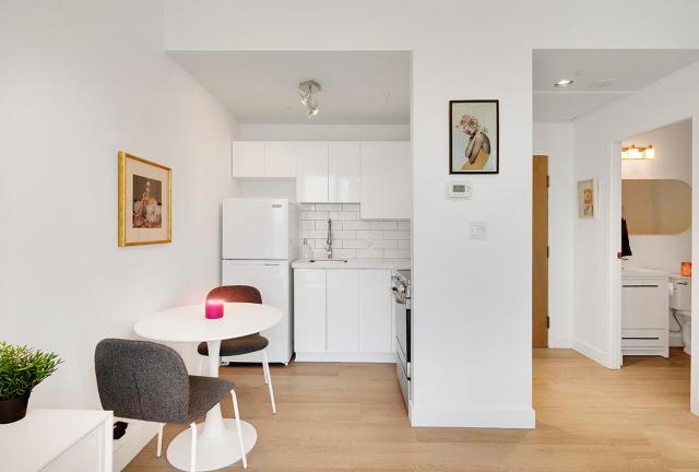 City Centre Studio - Best Location!
