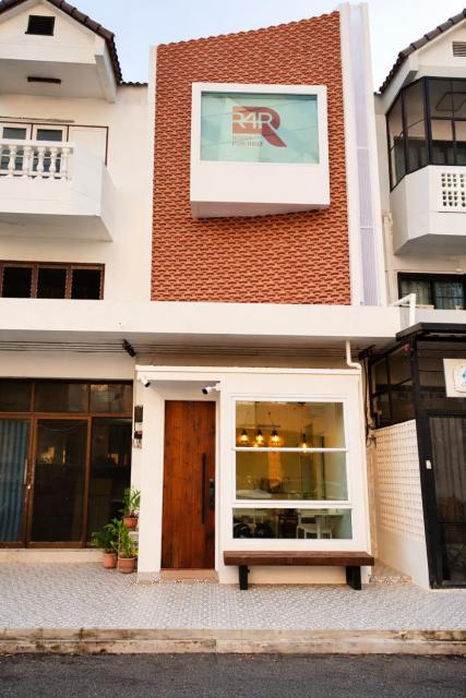 R4R RoomforRest Boutique Hotel Bangsaen Beach