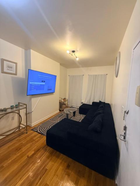 Throopstar Apartment