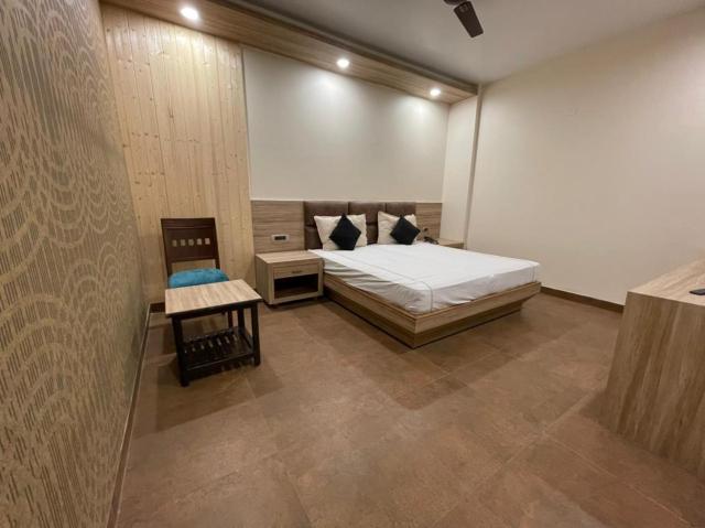 Hotel Tushar Elegant