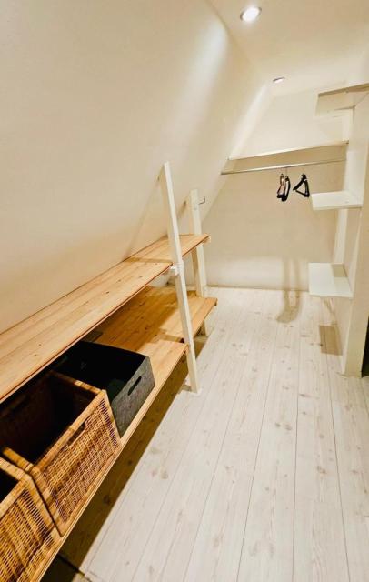 Cosy and spacious house with terrace, near A'dam