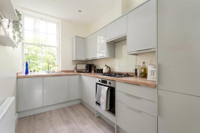 Edinburgh Apartment - Tron Square Residence