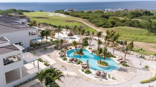 Florijn 7 - Ocean View Penthouse at The Reef