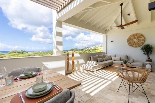 Florijn 7 - Ocean View Penthouse at The Reef