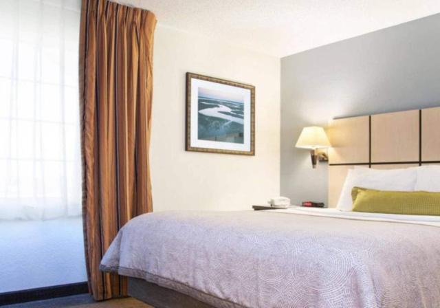 MainStay Suites Southfield-Detroit
