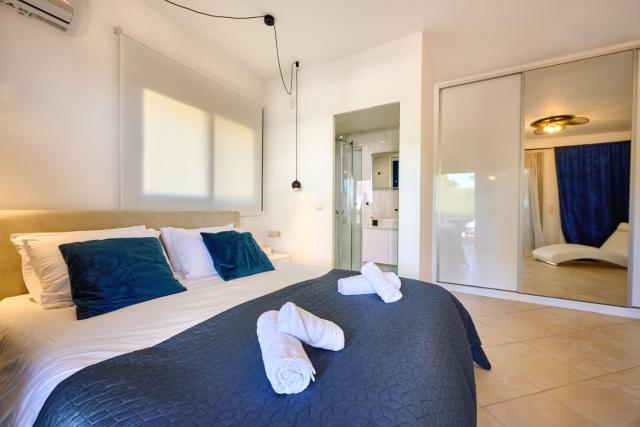 SERENE Riviera Apartment by Anastassiadis Hospitality