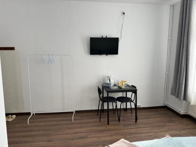 Apartament 12 B