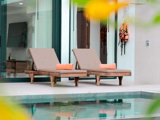 Villa Dreamlife Tropical 3BR Infinity Pool Villa with Quite Space Private Garden & Sun Deck
