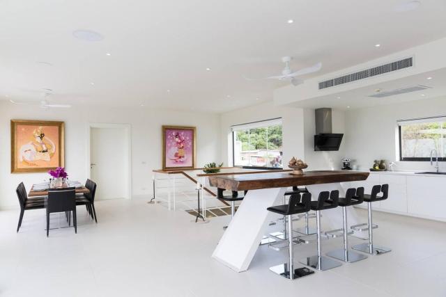 Villa Danisa 4BR Panoramic Ocean View with Infinity Pool & Private Gym