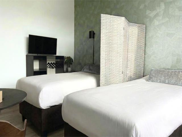 Trendy Room w Free Parking & Private Bathroom