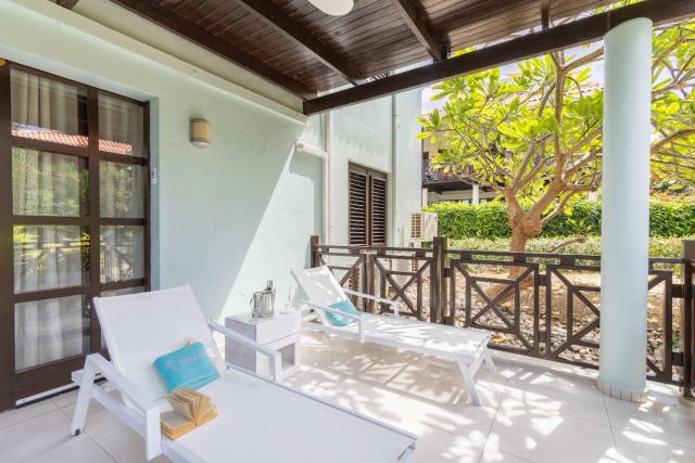 Blue Bay Hideaway - Just Steps from the Beach