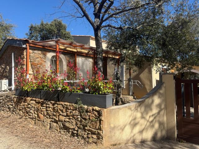 Le Cocon en pierre au coeur du Verdon et son spa en supplément gîte "Le Repos Des Chênes"