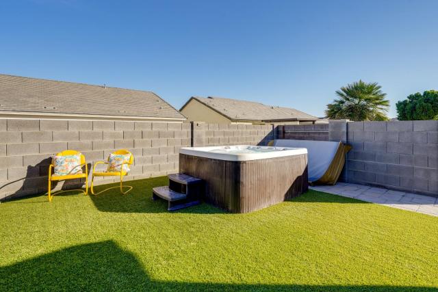 Private Pool & Hot Tub! Relaxing Mesa Apartment