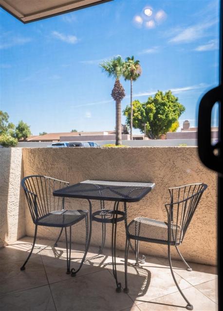 115 Fully Furnished 1BR Suite-Prime Location