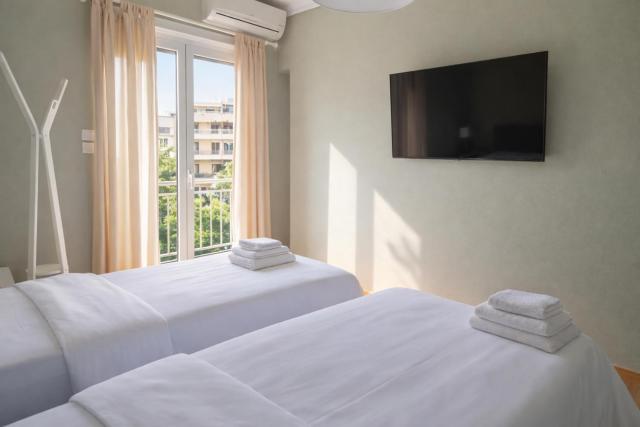 Great Acropolis Area Apartment with Private Balcony