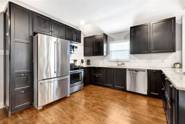Vibrant Vacation Escape with Fast WIFI and KING BED Close to Downtown Houston!