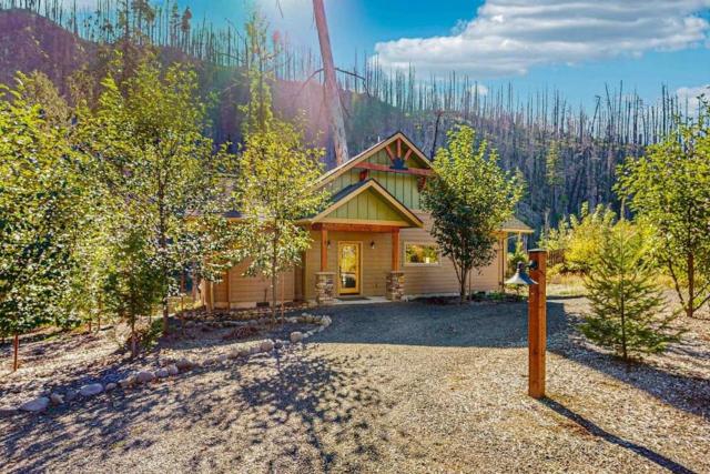 Amazing riverfront cabin with views deck firepit & grill - dog-friendly