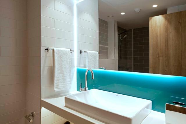 Holiday Inn Express San Sebastian - Errenteria by IHG