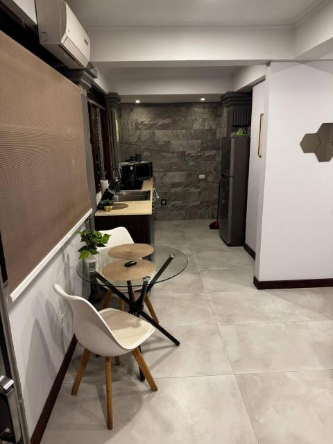 Studio 05 in Santa Ana Central, Convenient, and Comfortable