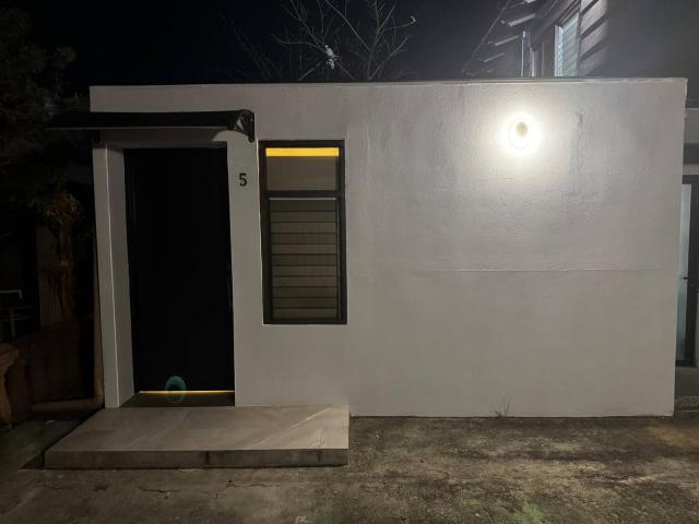 Studio 05 in Santa Ana Central, Convenient, and Comfortable