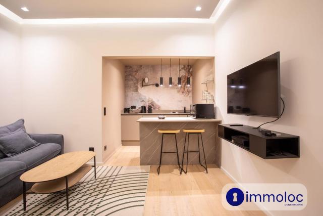 Air-conditioned apartment in Old Nice