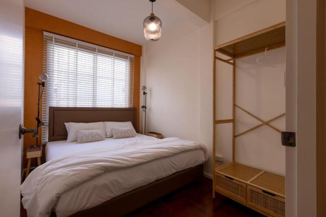 BKK Wholefloor Apt 2BR 2BA 1Living 7Min to MRT