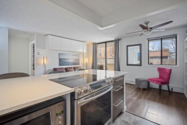 Pet-friendly 1 bedroom | Stampede & BMO | Parking
