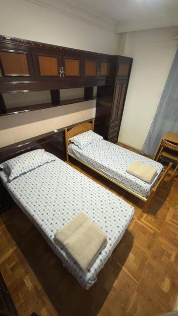 Habitación Luminosa a 10 minutos del centro y San Fermín