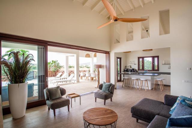 Blue Bay Luxury Villa with Two Private pools and Ocean view