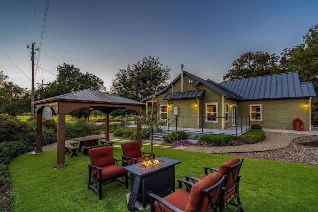 Santini Farmhouse With Tastings Included