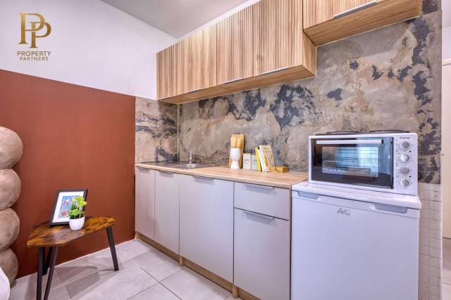 Stylish Sliema Studio with Balcony & Sea Views
