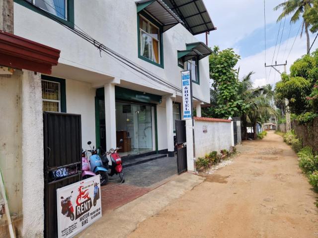 Wings Hotel & Hostel
