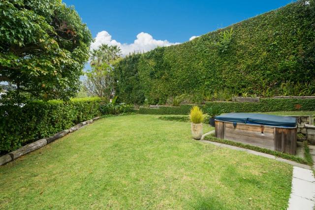 Whitby Garden Apartment - Mairangi Bay